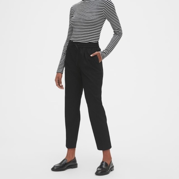 gap petite joggers